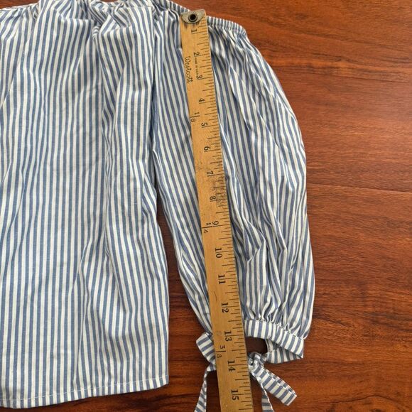 Tularosa Women’s Cropped Off Shoulder Striped Top Blue & White Size S - Picture 7 of 12